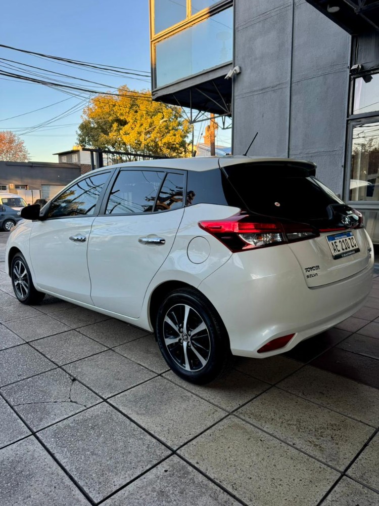 Toyota Yaris S — foto 7